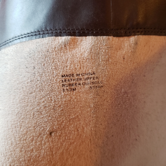 Boots - Picture 2 of 7